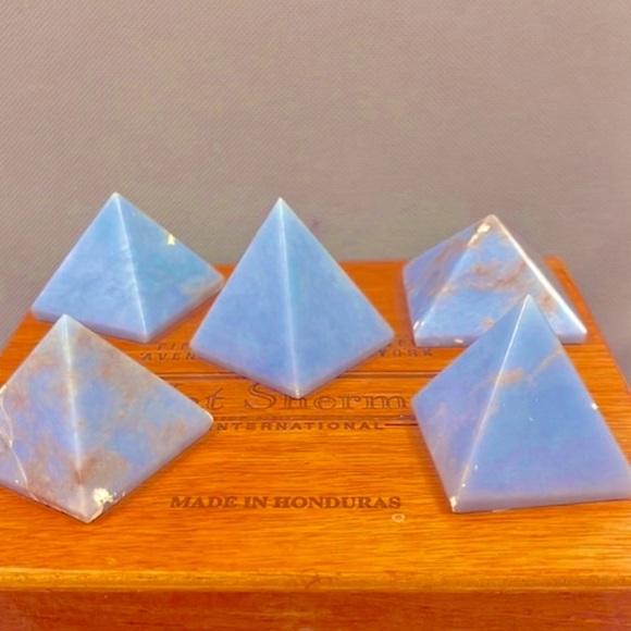 Perfect Authentic Angelite Pyramids πβ¨ more than 60% OFF! - Picture 12 of 13